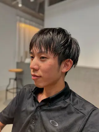 ショート メンズ there_ Issaのヘアスタイル