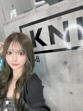 カラー ブリーチ/ウルフ特化 渋谷カルチャー交差点のヘアスタイル