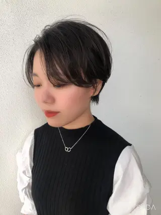 ショート e rikaのヘアスタイル
