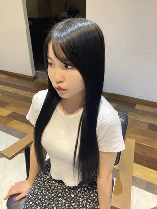ロング カラー 國分 真椰のヘアスタイル