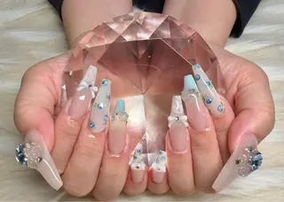 ネイル Nail&eye Belire 新宿のネイルデザイン