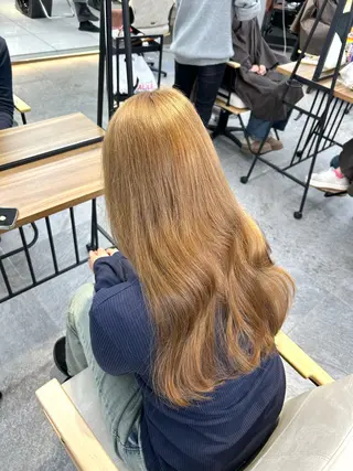 ロング Kurumi リトル渋谷のヘアスタイル