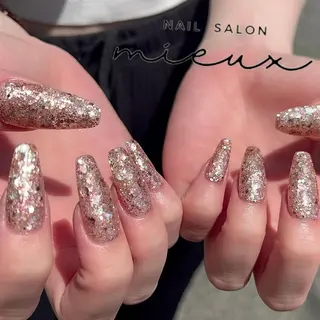 ネイル nailsalon mieuxのネイルデザイン