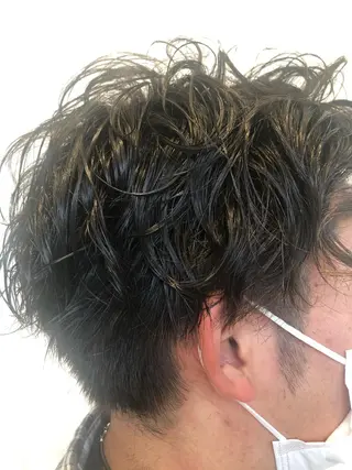 ショート パーマ メンズ 絹川 琴美のヘアスタイル