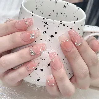 ネイル Queens テイのネイルデザイン