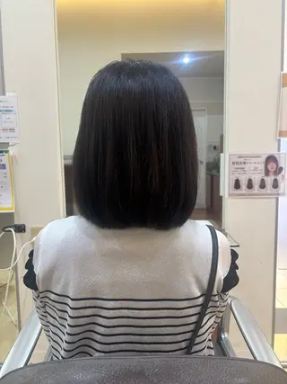 ショート カラー 尾崎 優花のヘアスタイル