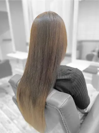 ロング 鈴木遥幾 艶髪特化美容師のヘアスタイル