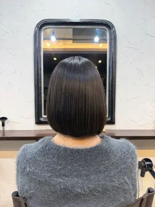 ショート カラー 三條 朋香のヘアスタイル