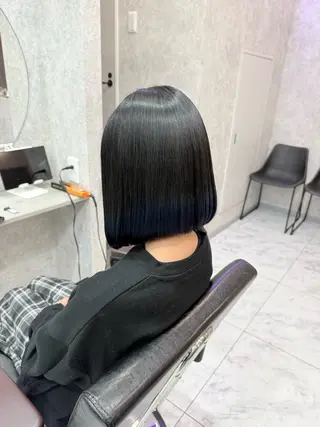 ショート カラー 🌺ハイトーン🌺 矢葺 なぎさ🌺🌺のヘアスタイル