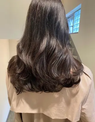 セミロング SIKI yuuna レイヤーカット🪽のヘアスタイル
