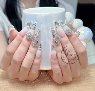 ロング カラー Bling Salonのネイルデザイン