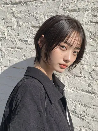 ショート カラー ズミ/レイヤー🦖艶 カラー/Wカラーのヘアスタイル
