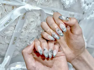 ネイル ✨Nailsalon Vi+✨のネイルデザイン