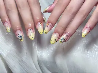 ネイル 日向 あゆみのネイルデザイン