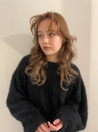 ロング カラー 渋谷 留菜のヘアスタイル