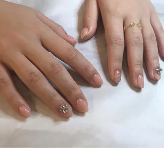 ネイル Tinaネイル 難波のネイルデザイン