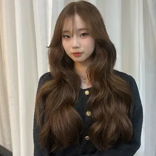 ロング ゆうめ 透明感カラー /韓国風レイヤーのヘアスタイル