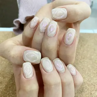 ネイル 板垣 綾乃のネイルデザイン