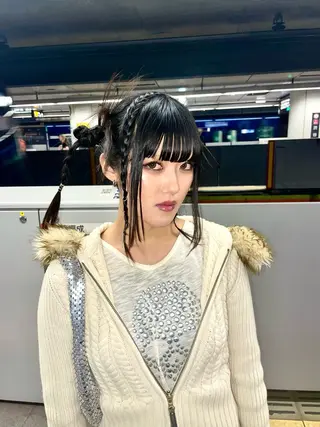 ヘアアレンジ デザインカラー⭐︎★ 🐆hyo🐆のヘアスタイル