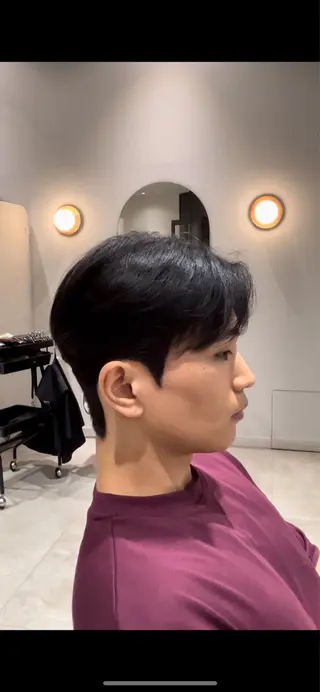 パーマ メンズ 表参道根元ボリューム 縮毛矯正＆毛先カールのヘアスタイル