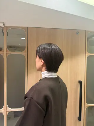 ショート RosierBlue 工藤のヘアスタイル