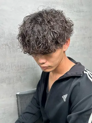 パーマ メンズ 静岡 / 毛流れ特化 /下居真大のヘアスタイル