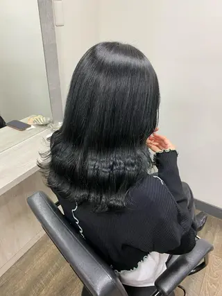 ロング 檜谷 晴　顔周りカットのヘアスタイル