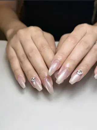 ネイル mofie🤍ナツカ /練習モデル募集中のネイルデザイン