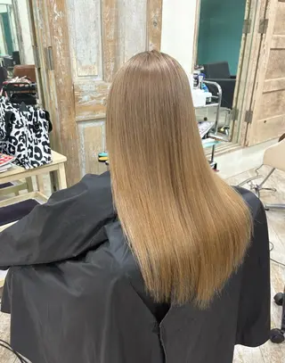 カラー 菊地 映香のヘアスタイル