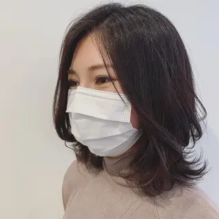 ミディアム 多田 彩香のヘアスタイル