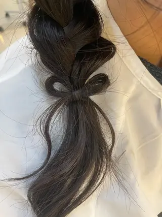 セミロング 透明感/ハイトーン ／レッドカラー🍓のヘアスタイル