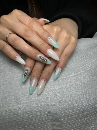 ネイル akina nailsのネイルデザイン