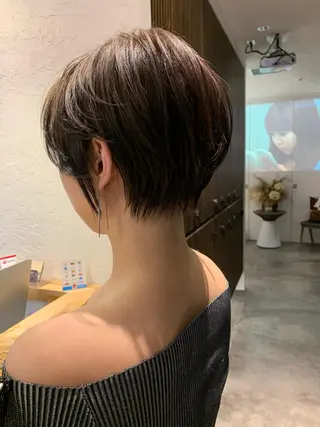ショート カラー 🉐レイヤー/塩見 弘樹🉐渋谷のヘアスタイル