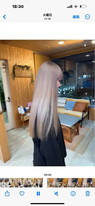 ロング ハイトーン belle ナホのヘアスタイル