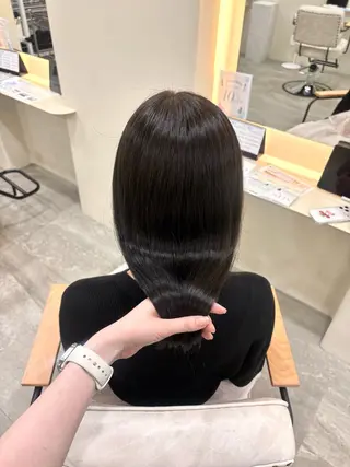 カラー 𝐲𝐮𝐮 /艶髪 /透明感カラー🌱のヘアスタイル