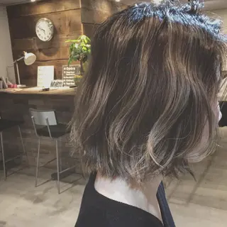 ショート カラー パーマ ハイトーン×髪質改善 KENTAのヘアスタイル