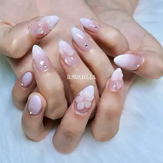 ネイル nail room RAVAHLIAのネイルデザイン