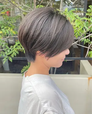 ショート スタイリスト 佑梨のヘアスタイル