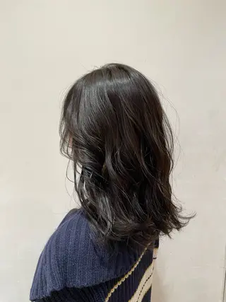 カラー 🥥ニシダテ アイラ🥥のヘアスタイル
