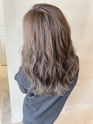 セミロング カラー ヘアアレンジ メンズ キッズ ネイル マツエク・マツパ 夜23時まで予約🉑 reverieあきらのヘアスタイル