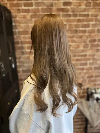 セミロング カラー パーマ ヘアアレンジ メンズ キッズ ネイル マツエク・マツパ アイブロウ 久木原 ゆりのヘアスタイル