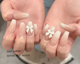 ネイル 727 nailのネイルデザイン