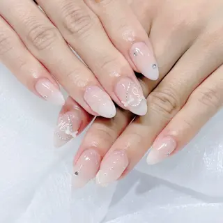カラー 奥山 恵美のネイルデザイン