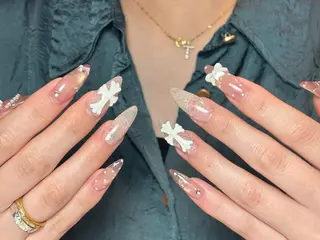 ネイル Yuna 𝝑𝝔*.+゚のネイルデザイン