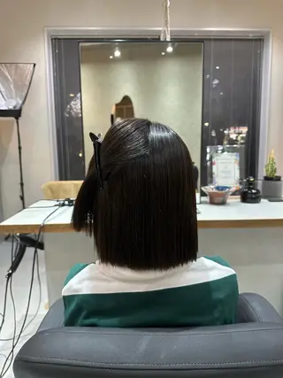 ミディアム Shiro RENのヘアスタイル
