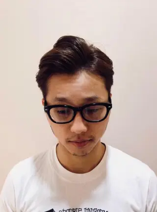 ショート カラー メンズ 山下 亮輔のヘアスタイル