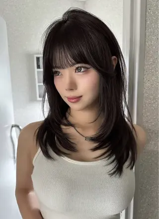 ミディアム Senne groupのヘアスタイル