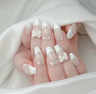 ネイル Lyna 池袋のネイルデザイン