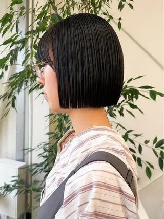 ショート カラー 角岡 真帆/ボブ/髪質改善のヘアスタイル