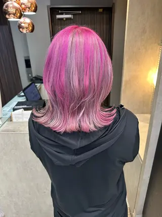 ミディアム カラー ヘアアレンジ 天神暖色カラー レイヤー・髪質改善のヘアスタイル